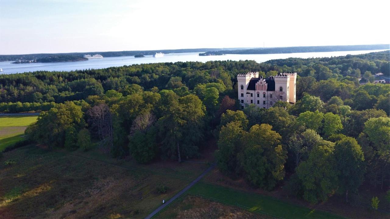 Хостел Bogesund Slottsvandrarhem Ваксхольм Экстерьер фото